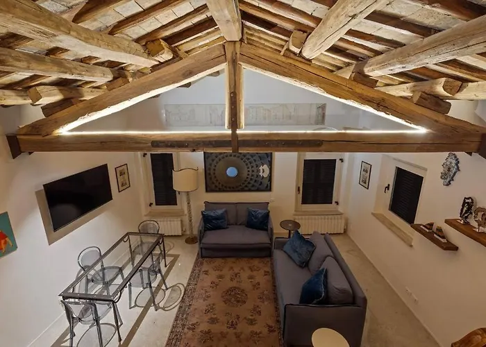 Casa Adriana, A Burghesius Appartamento