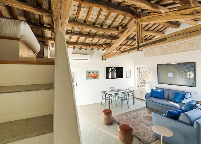 Casa Adriana, A Burghesius * Roma